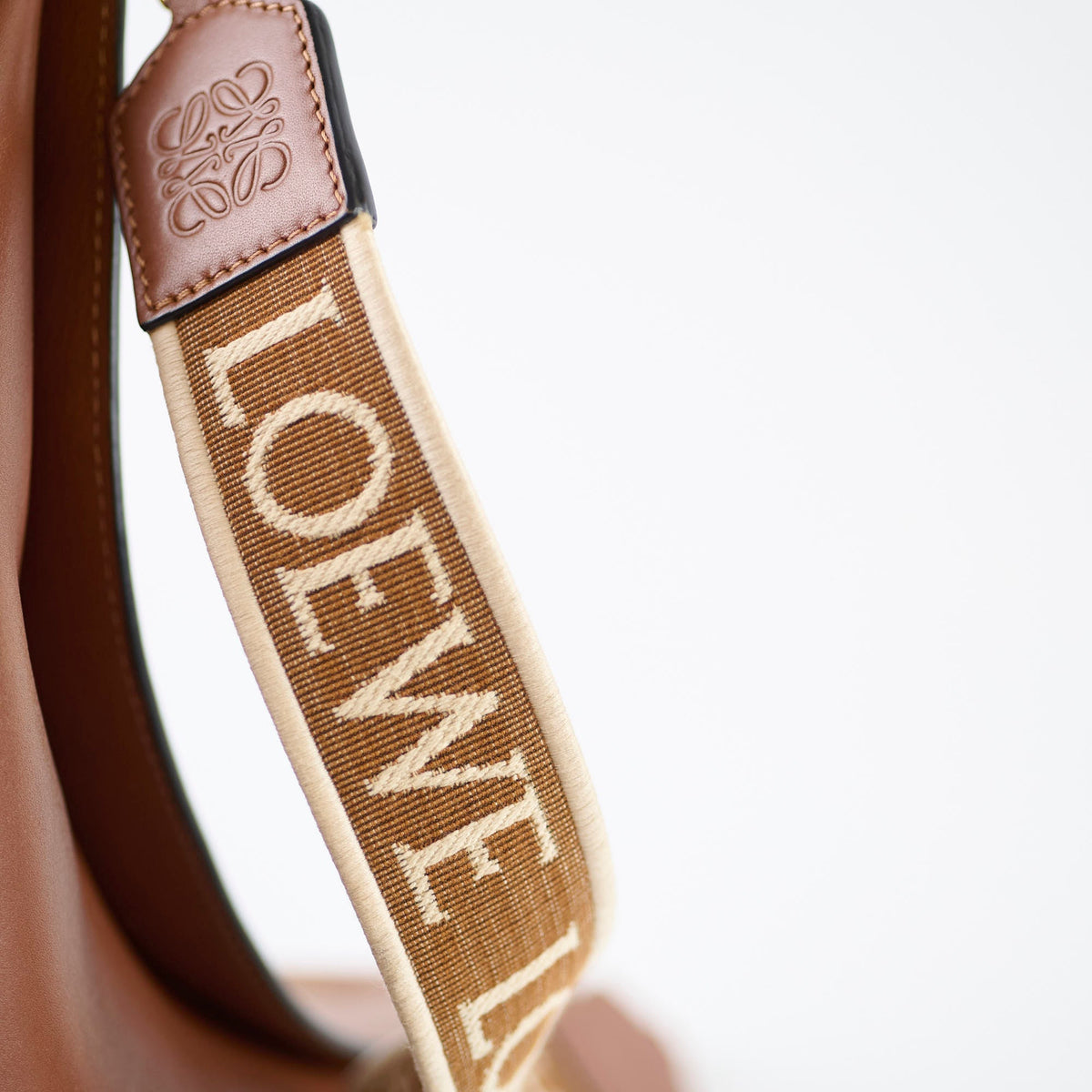 Loewe Luna Bag Tan - photo 13
