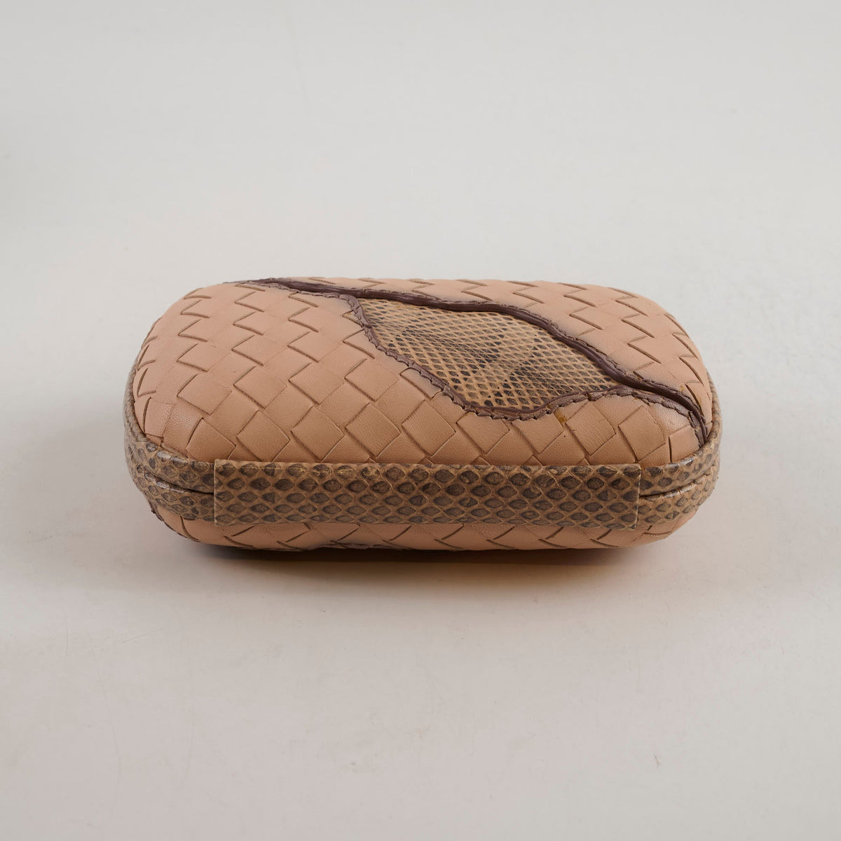 Bottega Veneta Exotic Python Clutch Dusty Pink Blush - photo 4