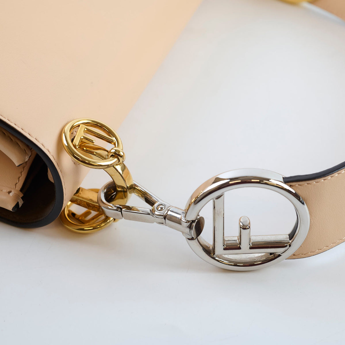 Fendi Kan I Shoulder Bag Beige - photo 7