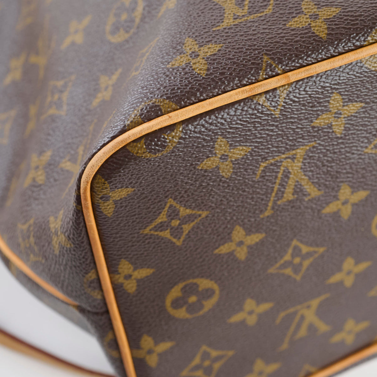 Louis Vuitton Palermo PM Monogram - photo 12