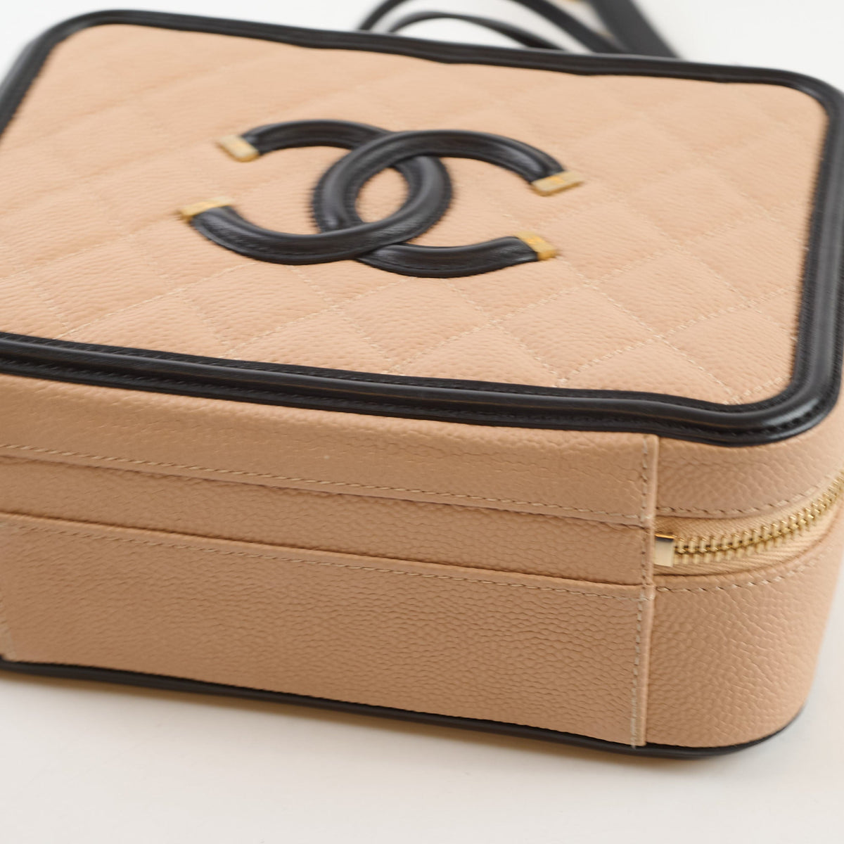Chanel Filigree Black Beige - photo 11