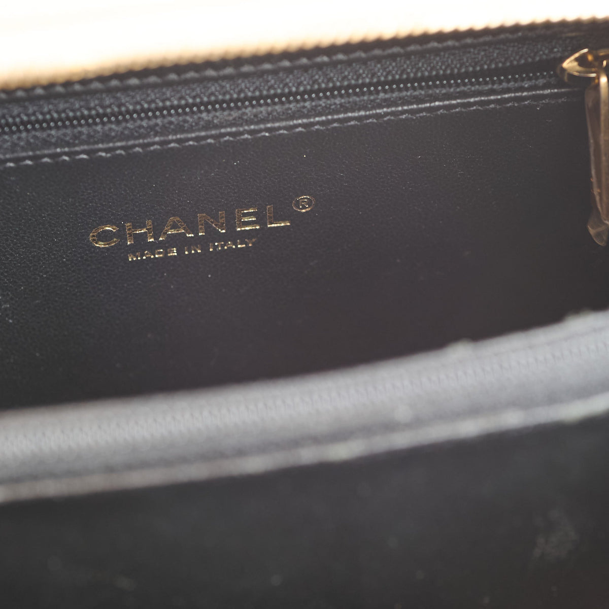 Chanel Filigree Black Beige - photo 9