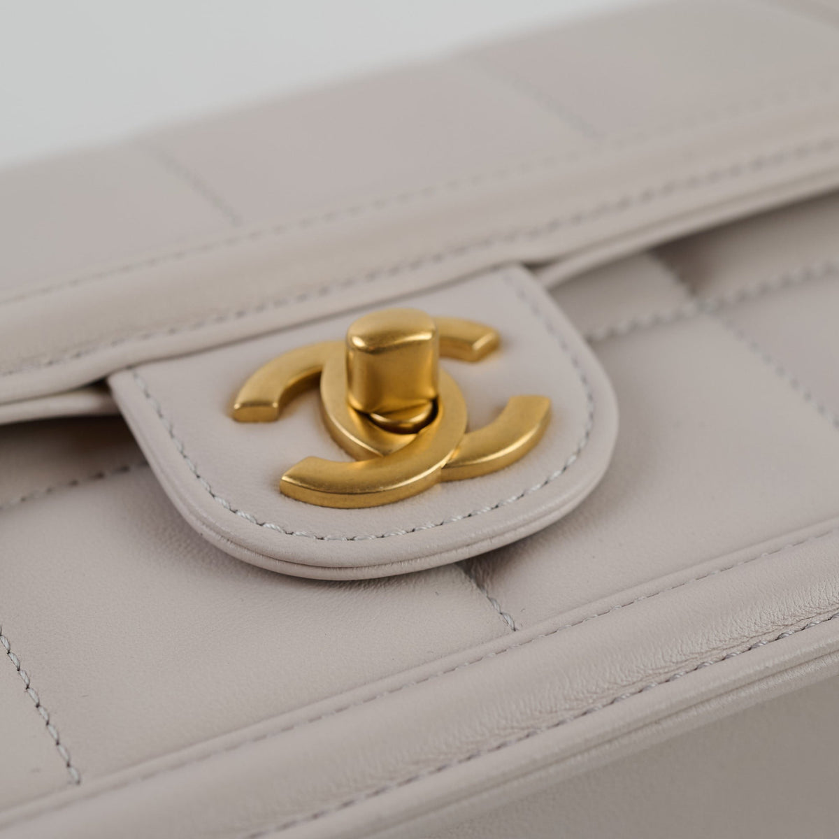 Chanel Mini Chocolate Bar Flap Calfskin Microchipped - photo 14