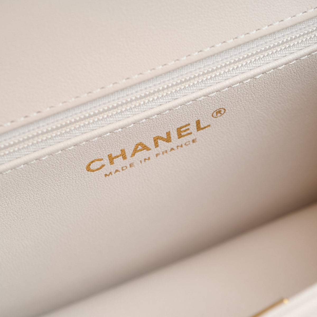 Chanel Mini Chocolate Bar Flap Calfskin Microchipped - photo 10