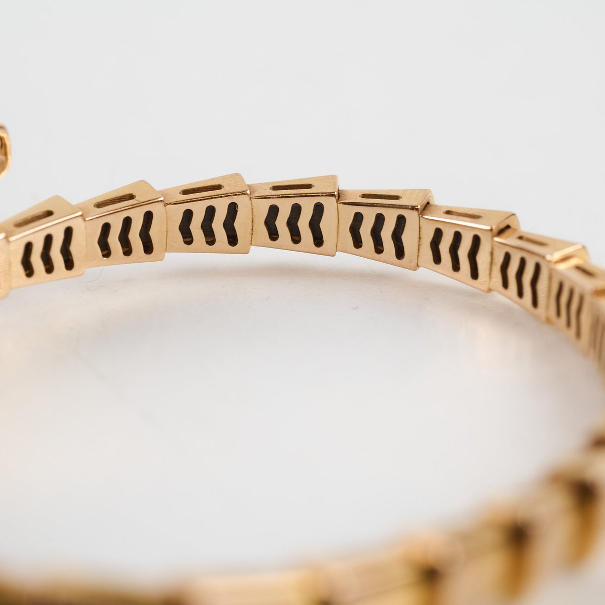Bvlgari Serpenti Viper Bracelet 18k Rose Gold with Diamonds Size S - photo 6