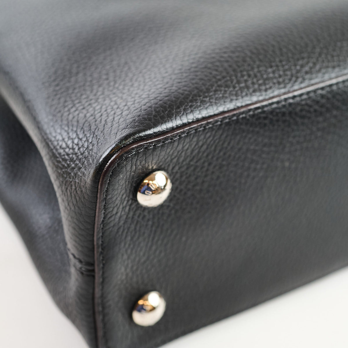 Louis Vuitton Capucines MM Black - photo 9