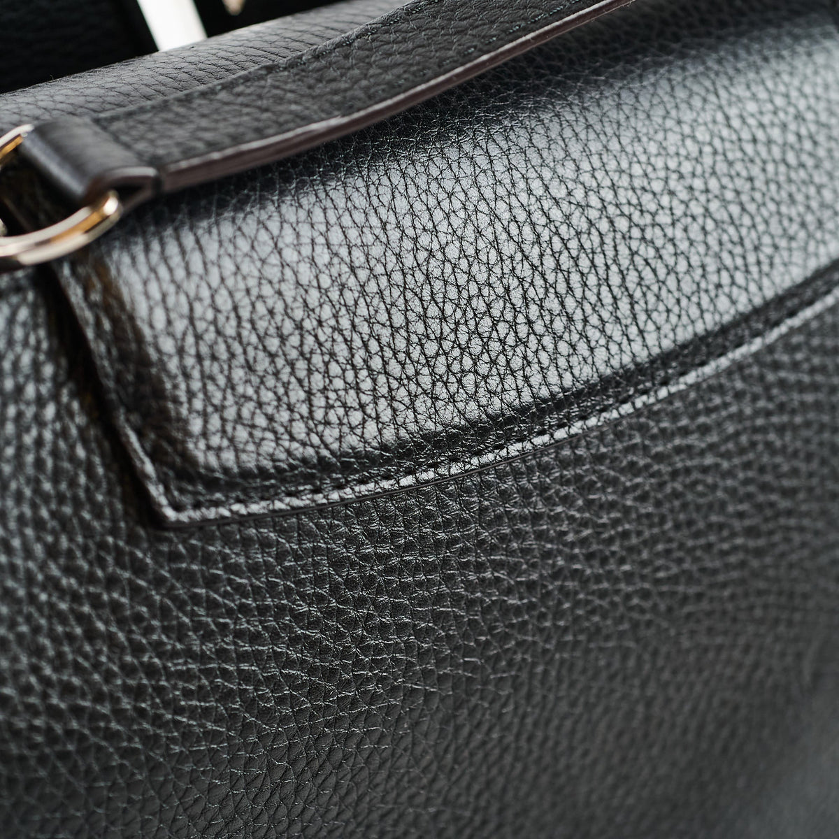 Louis Vuitton Capucines MM Black - photo 5