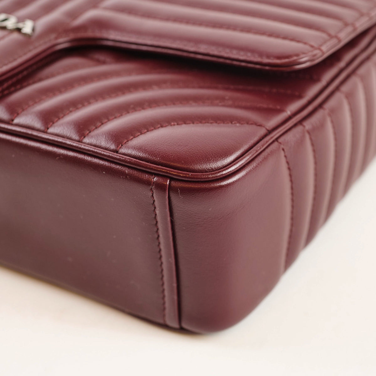 Prada Diagramme Burgundy - photo 12