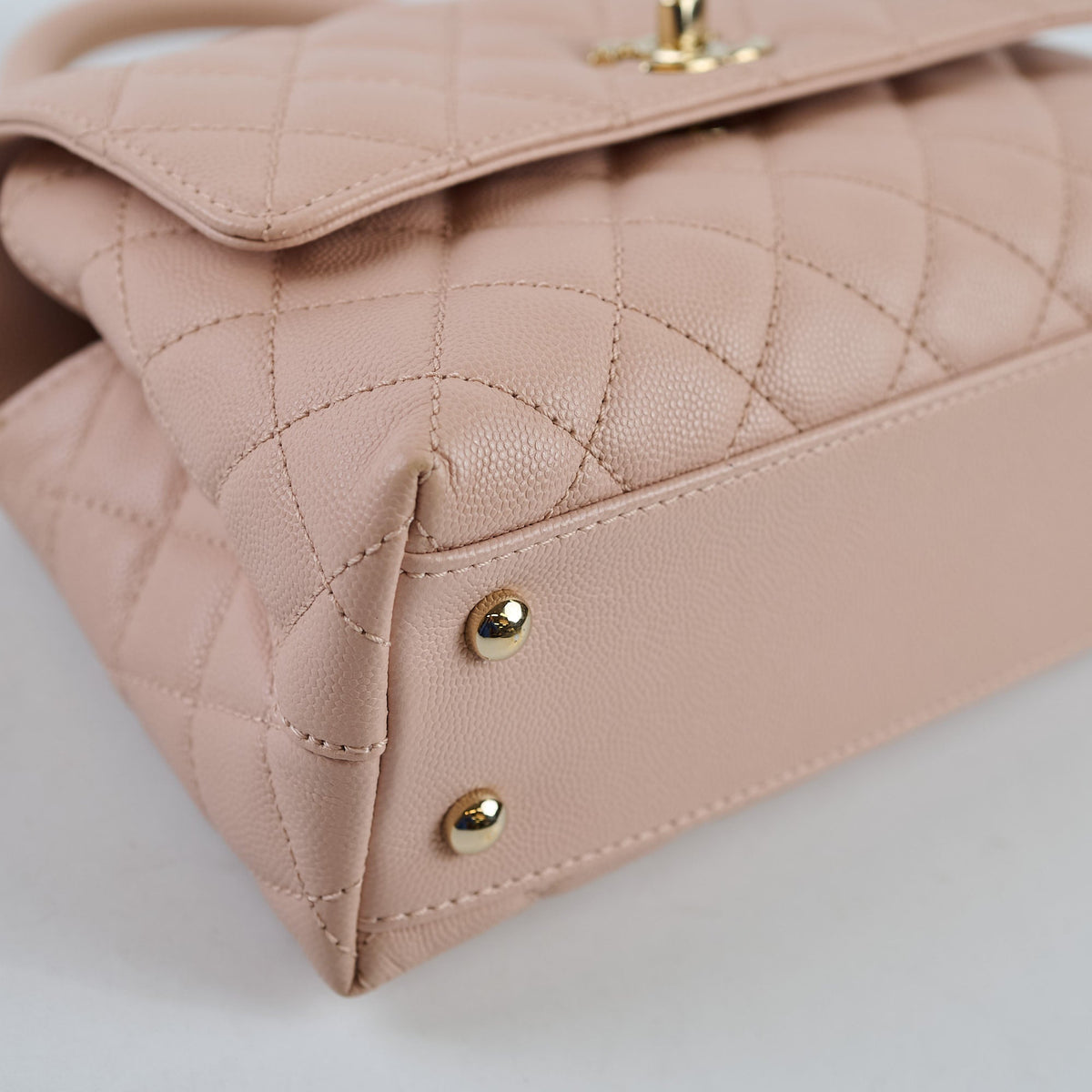 Chanel Caviar Coco Handle Small LGHW Light Pink - photo 6