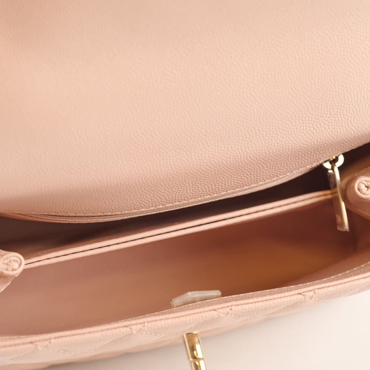 Chanel Caviar Coco Handle Small LGHW Light Pink - photo 12