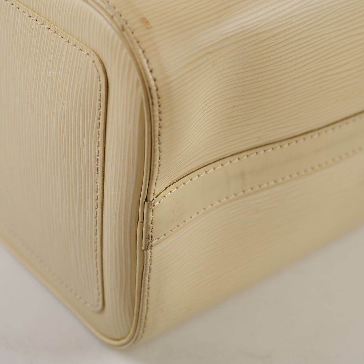 Louis Vuitton Speedy 30 Epi Ivory - photo 8