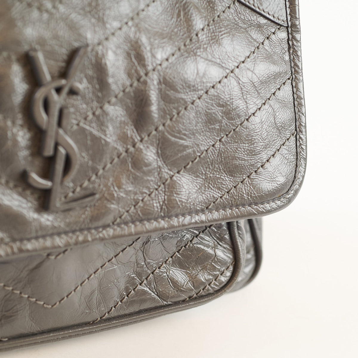 Saint Laurent Medium Niki Bag Storm Grey - photo 6