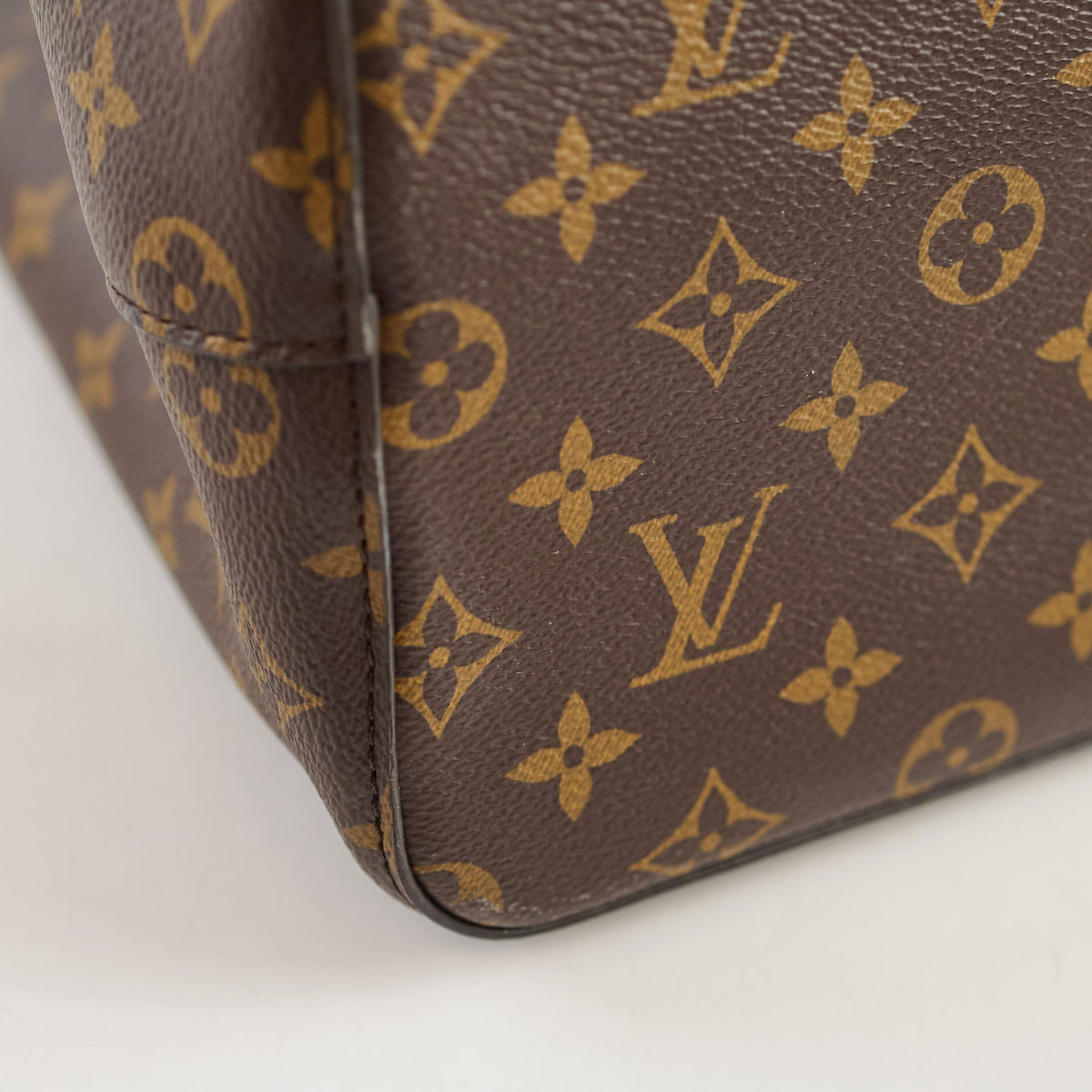 Louis Vuitton Neo Noe Black Monogram - photo 10