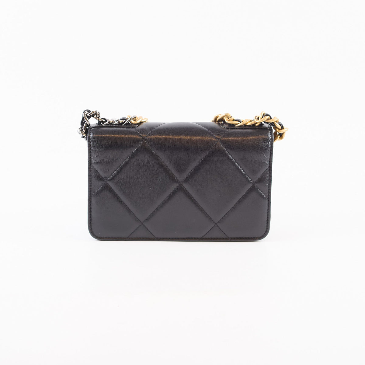 Chanel 19 WOC Shiny Lambskin Black - photo 2