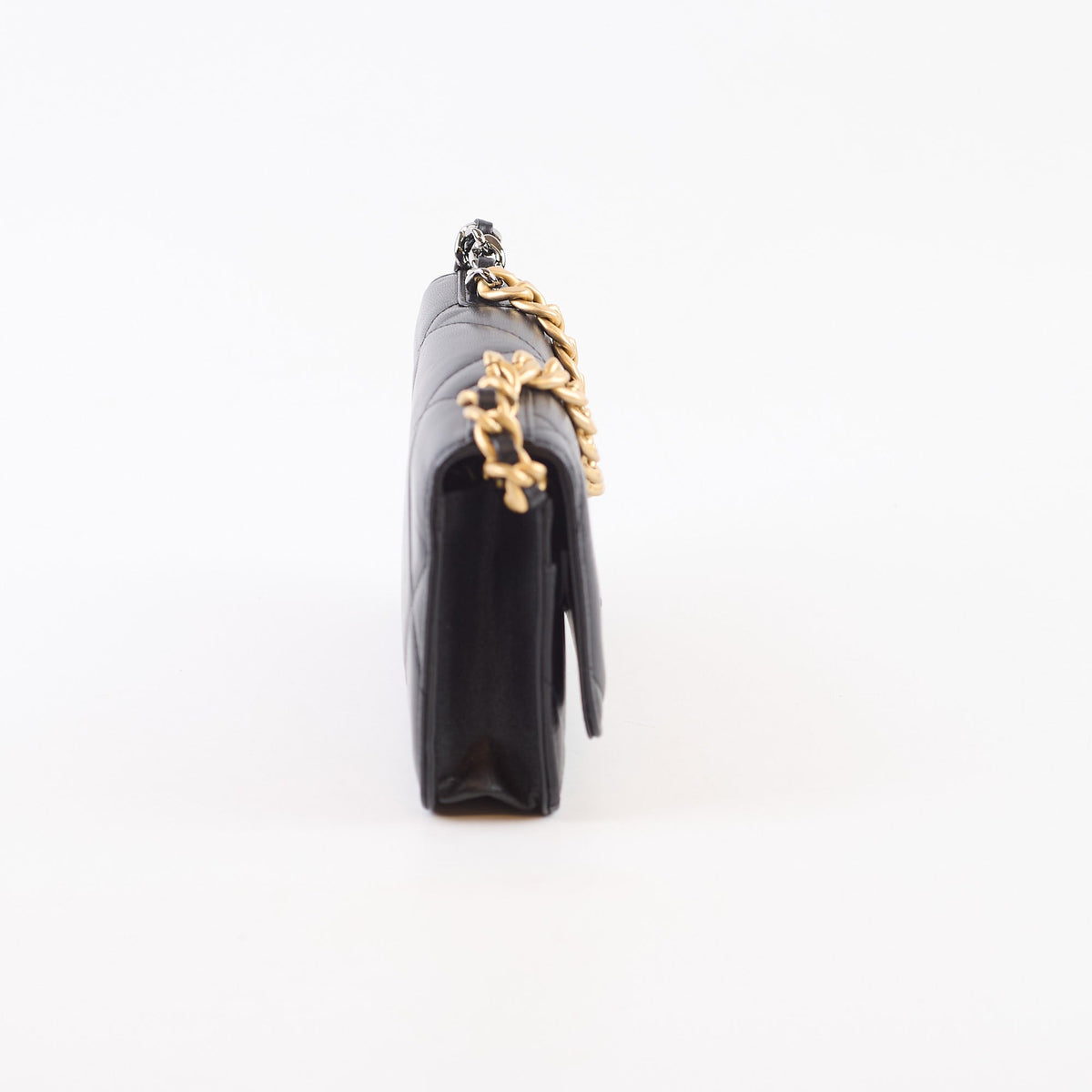 Chanel 19 WOC Shiny Lambskin Black - photo 3