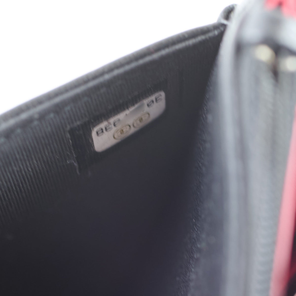 Chanel 19 WOC Shiny Lambskin Black - photo 11