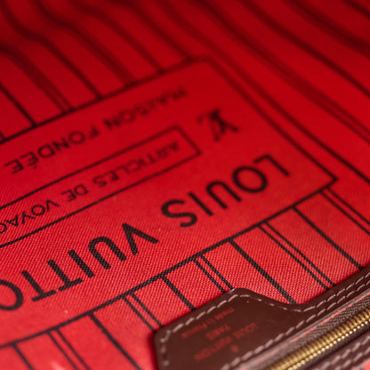 Louis Vuitton Neverfull MM Damier - photo 10
