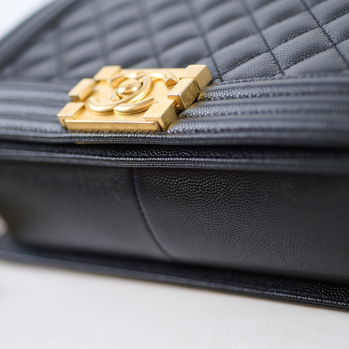 Chanel Boy New Medium Quilted Caviar Black - photo 13