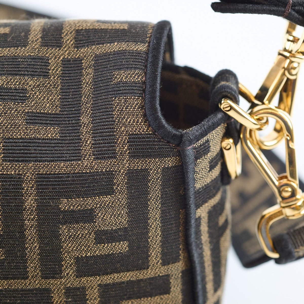 Fendi Medium FF Jacquard Canvas Baguette Brown - photo 3