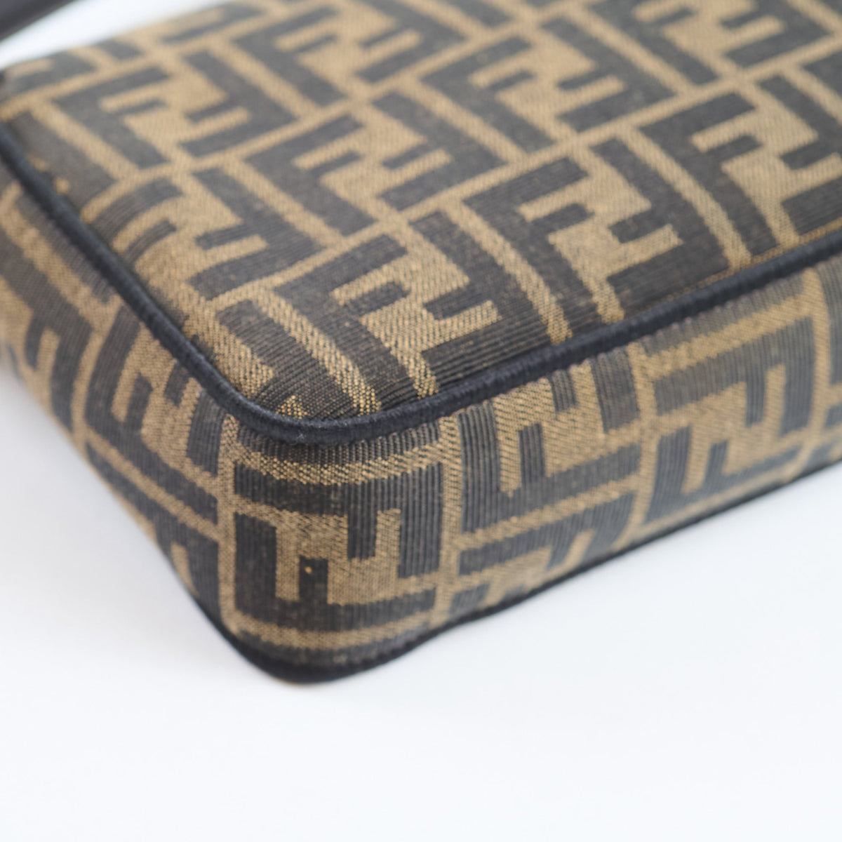 Fendi Medium FF Jacquard Canvas Baguette Brown - photo 9