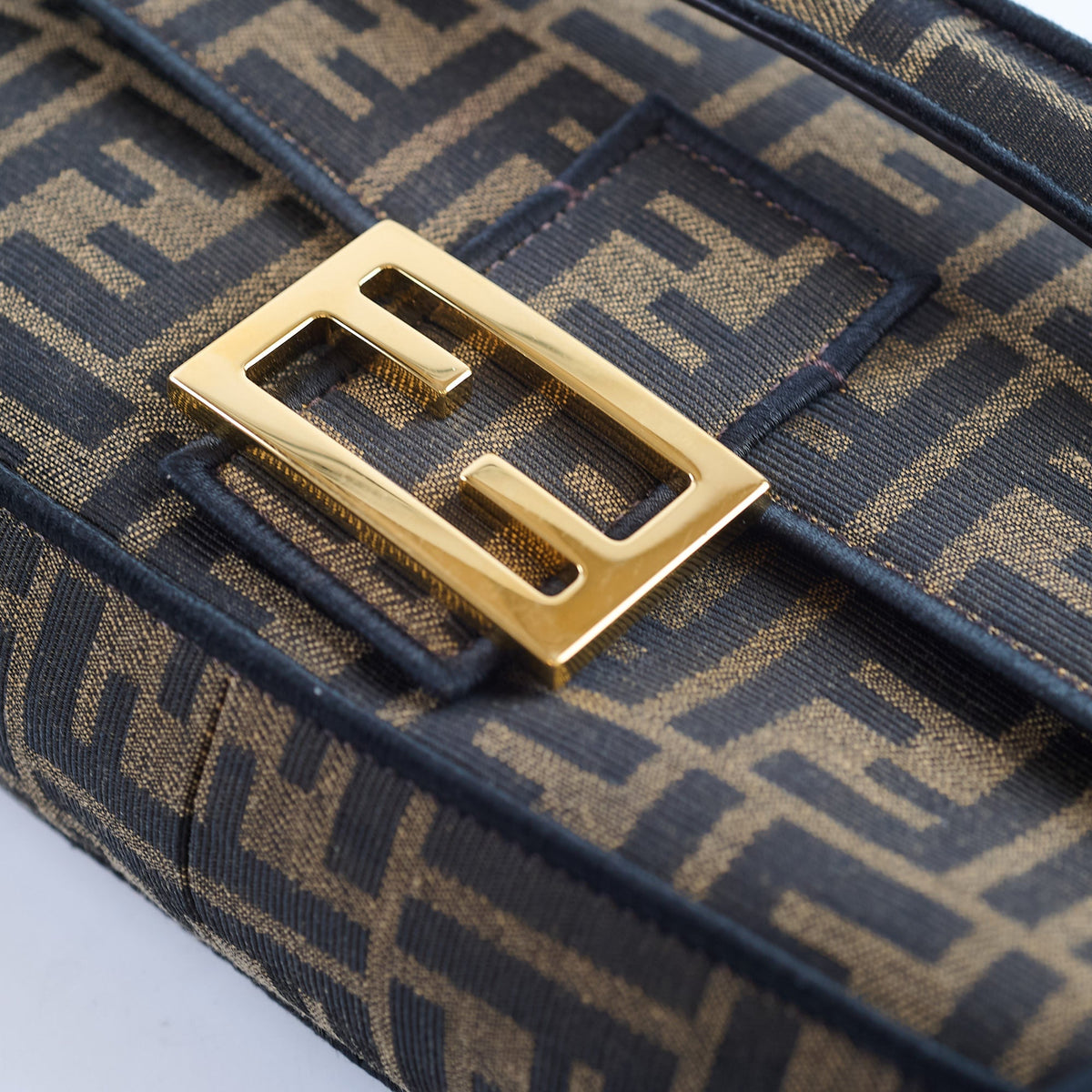 Fendi Medium FF Jacquard Canvas Baguette Brown - photo 11