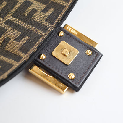 Fendi Medium FF Jacquard Canvas Baguette Brown - photo 15