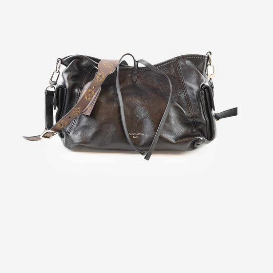 Louis Vuitton Carryall Cargo Vibe PM Lambskin Black - photo 1