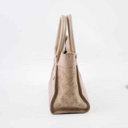 Louis Vuitton On My Side PM Galet - photo 3