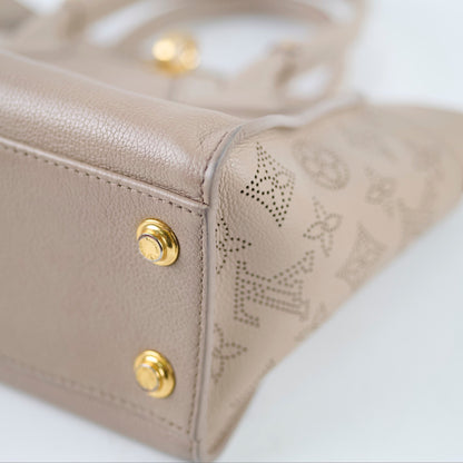 Louis Vuitton On My Side PM Galet - photo 11