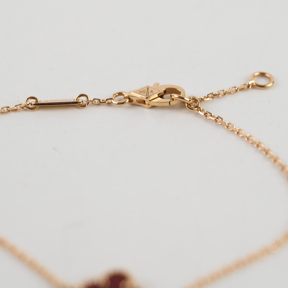 Van Cleef & Arpels Sweet Alhambra Carnelian Bracelet - photo 5