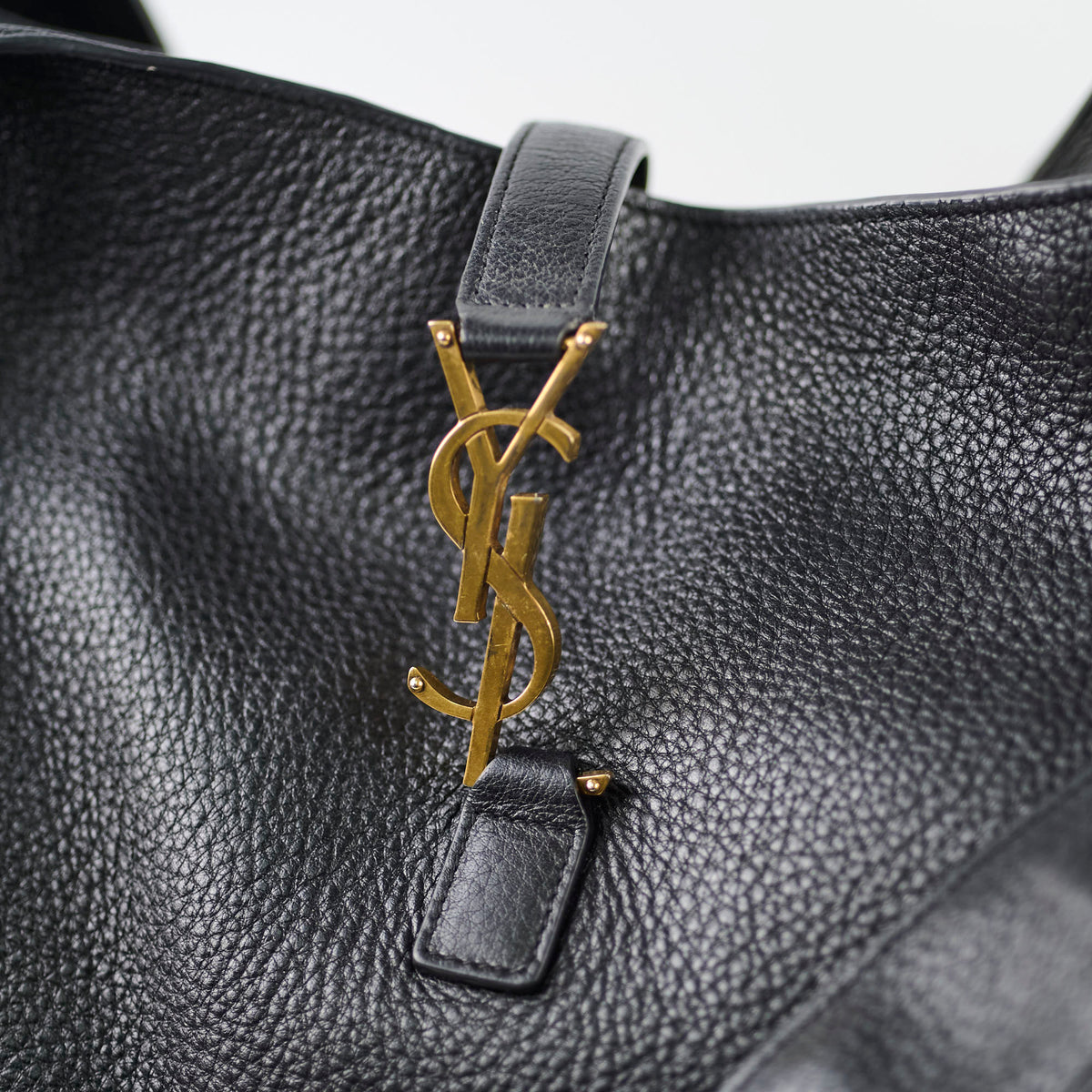 Saint Laurent Le 5 A 7 Bea Leather Tote Black - photo 4