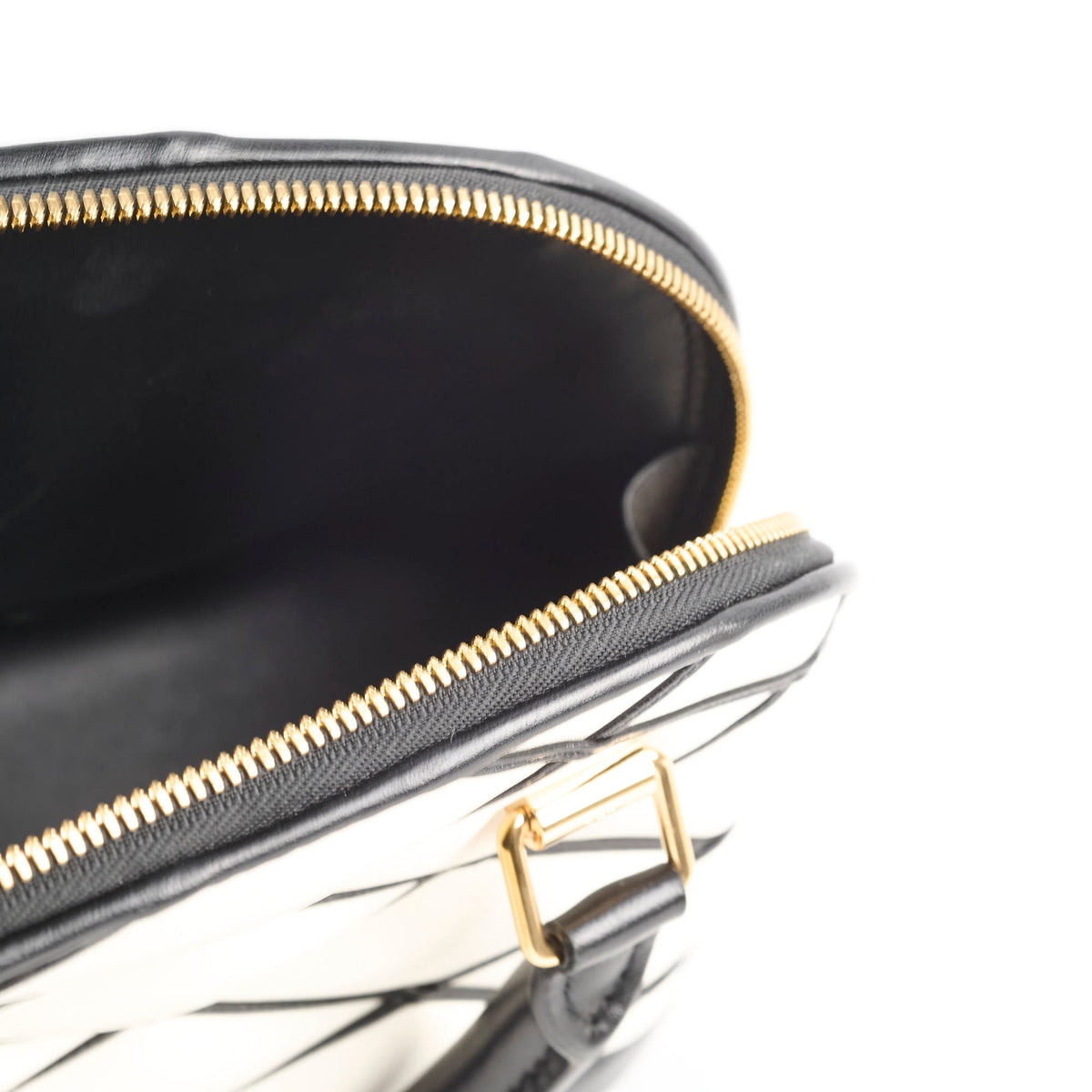 Louis Vuitton Alma BB Malletage Black/White 2025 - photo 6