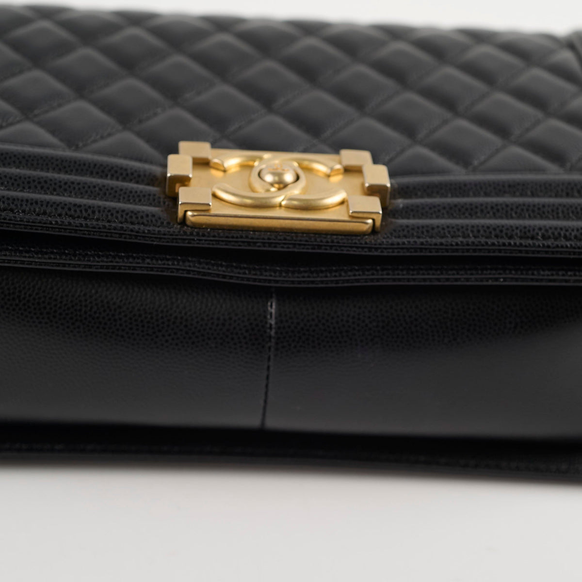 Chanel Old Medium Boy Bag Black Caviar GHW - photo 12