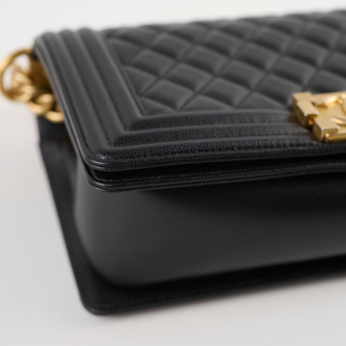 Chanel Old Medium Boy Bag Black Caviar GHW - photo 11