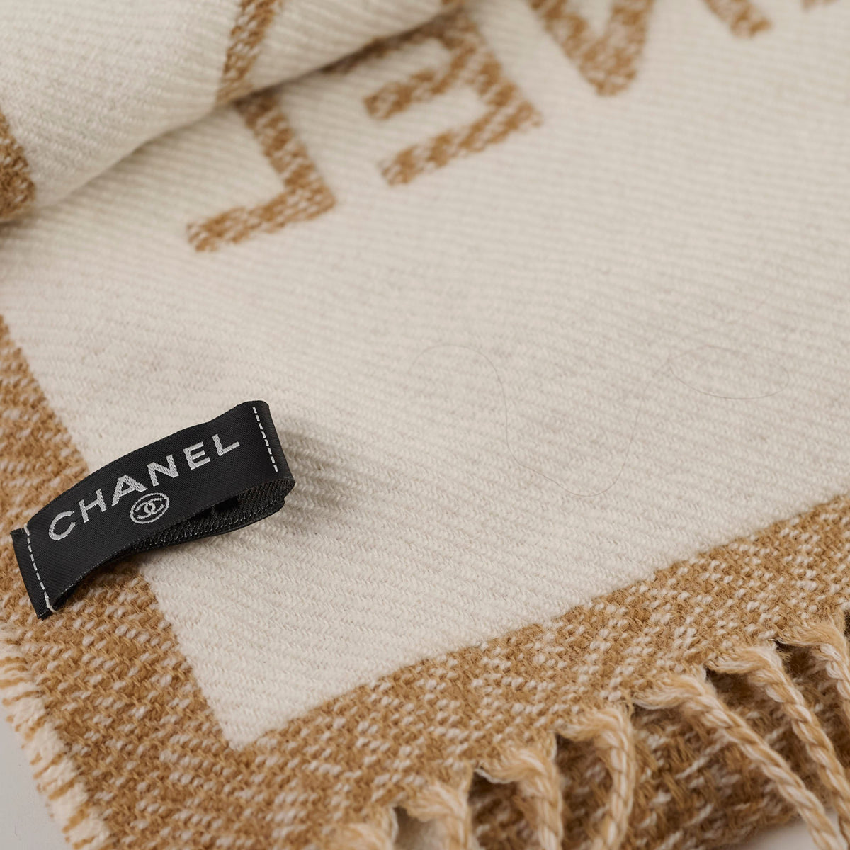 Chanel Wool Scarf Beige - photo 5