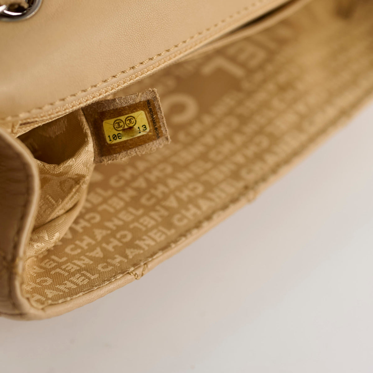 Chanel Lambskin Flap Bag Beige - photo 9