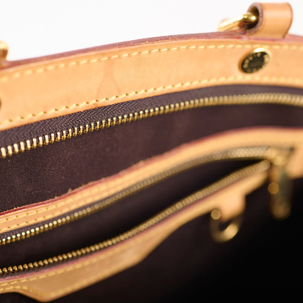 Louis Vuitton Brea MM Bag Monogram Vernis Amarante - photo 7