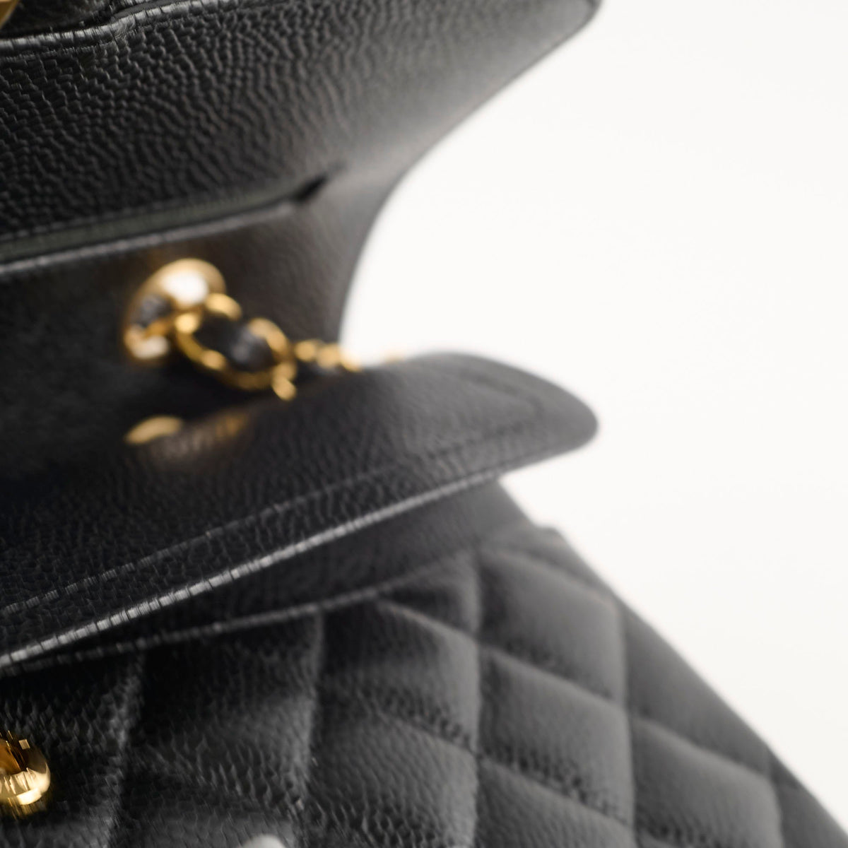 Chanel Caviar Small Classic Flap GHW Microchip - photo 8