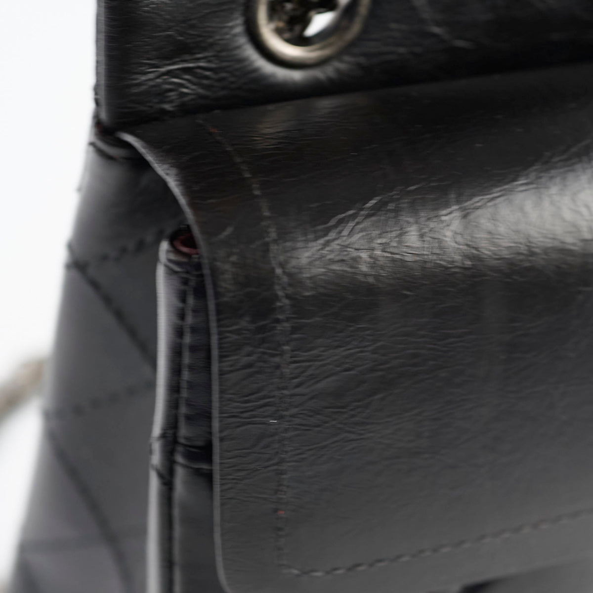 Chanel Reissue 226 Black - photo 12