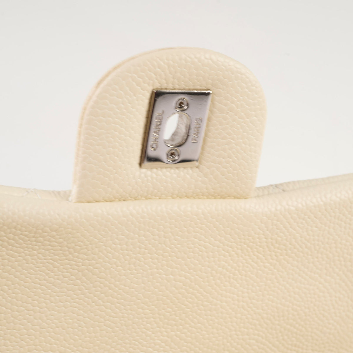 Chanel Caviar Easy Flap White Series 20 - photo 10