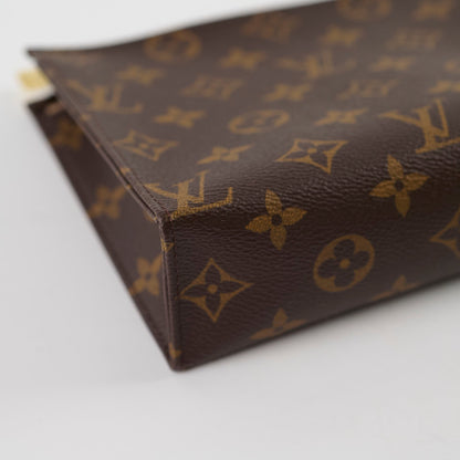Louis Vuitton Toiletry 19 Monogram - photo 8