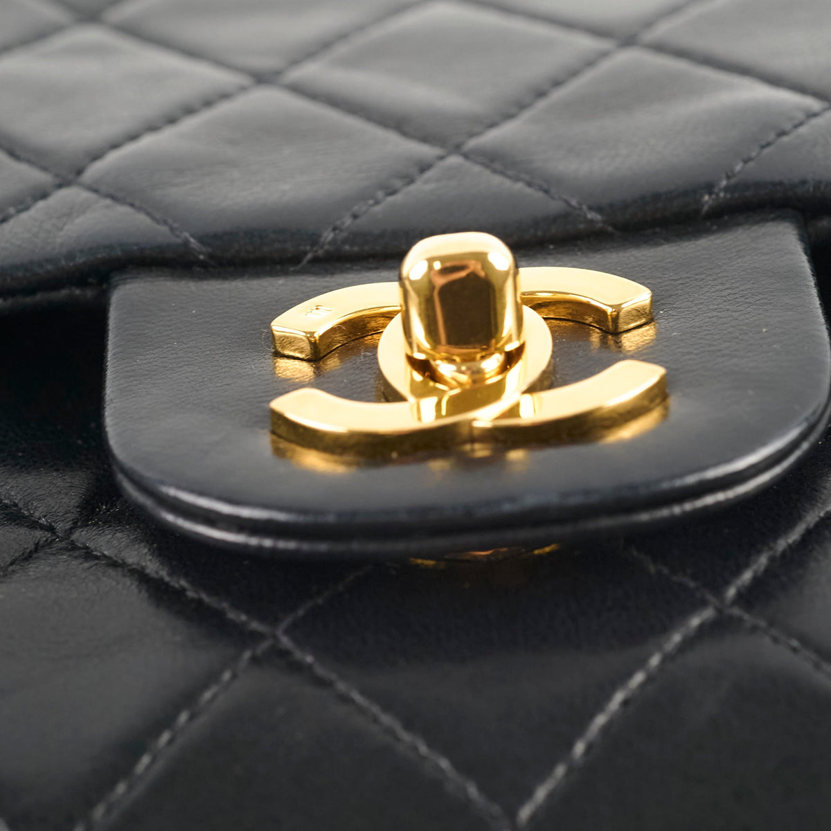 Chanel Vintage Classic Flap Small Lambskin Black - photo 21