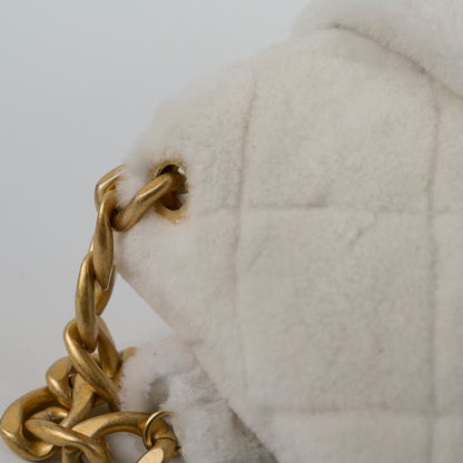 Chanel Top Handle Fluffy Bag - photo 10