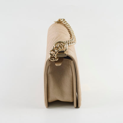 Chanel Medium Boy Caviar Champagne Gold - photo 3