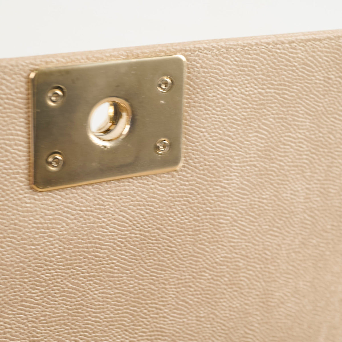 Chanel Medium Boy Caviar Champagne Gold - photo 9