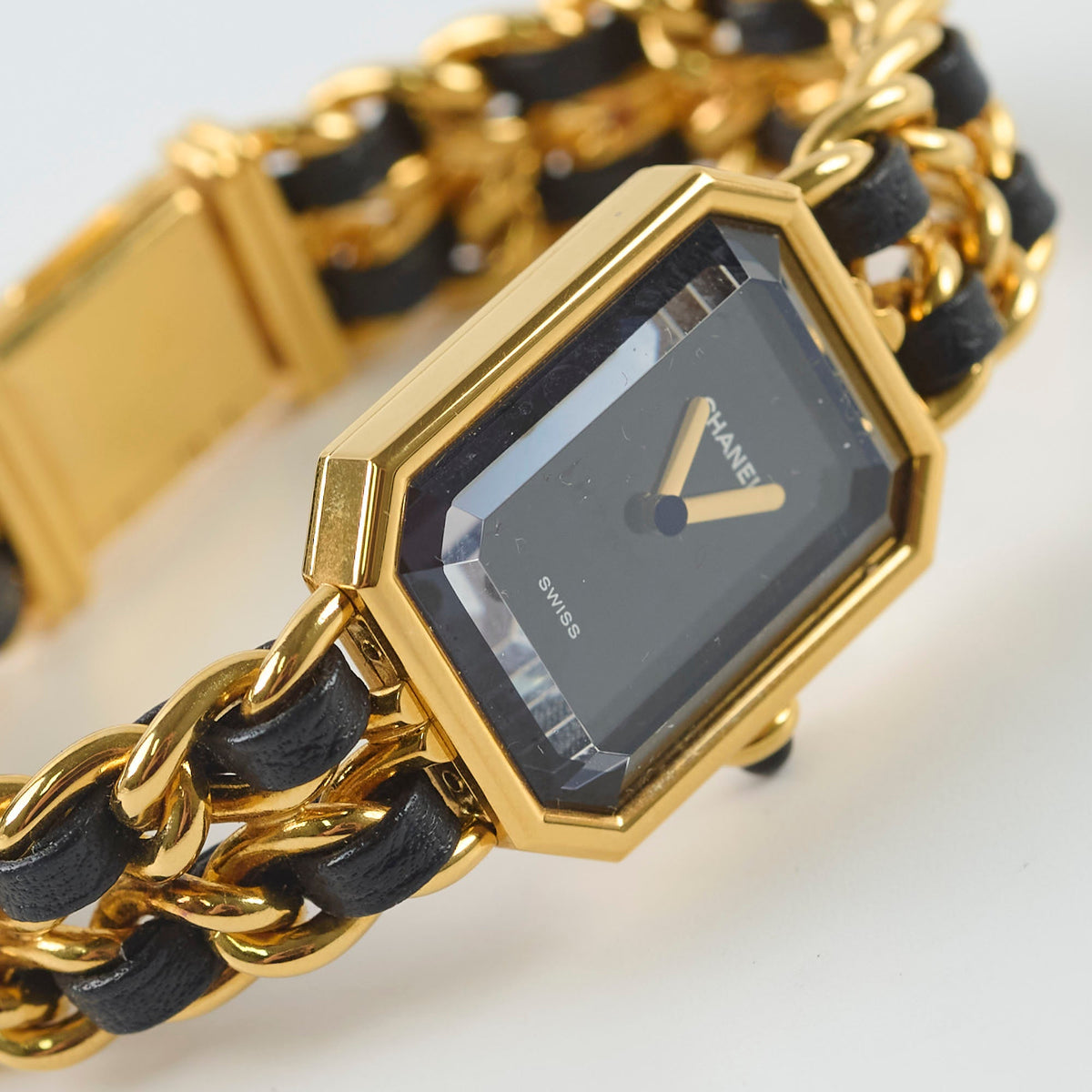 Chanel Premiere Watch Size Medium - photo 4