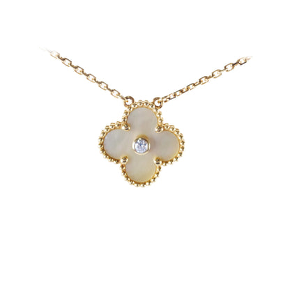 Van Cleef & Arpels Vintage Alhambra Holiday Limited Edition Pendant Yellow Mother Of Pearl 2018 - photo 3