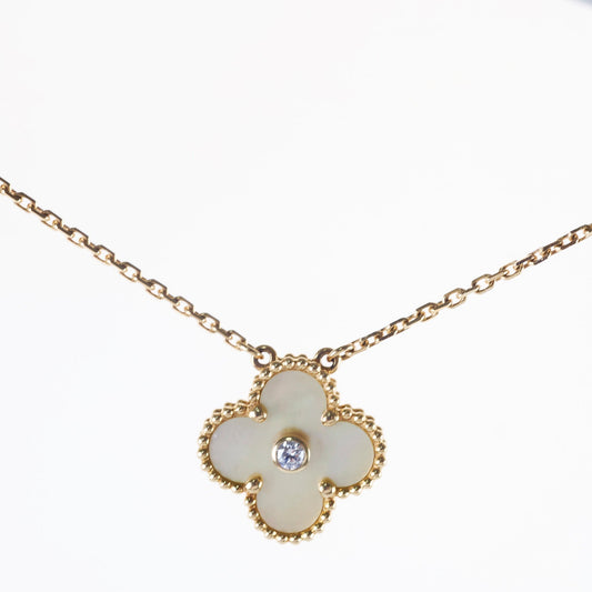 Van Cleef & Arpels Vintage Alhambra Holiday Limited Edition Pendant Yellow Mother Of Pearl 2018 - photo 1