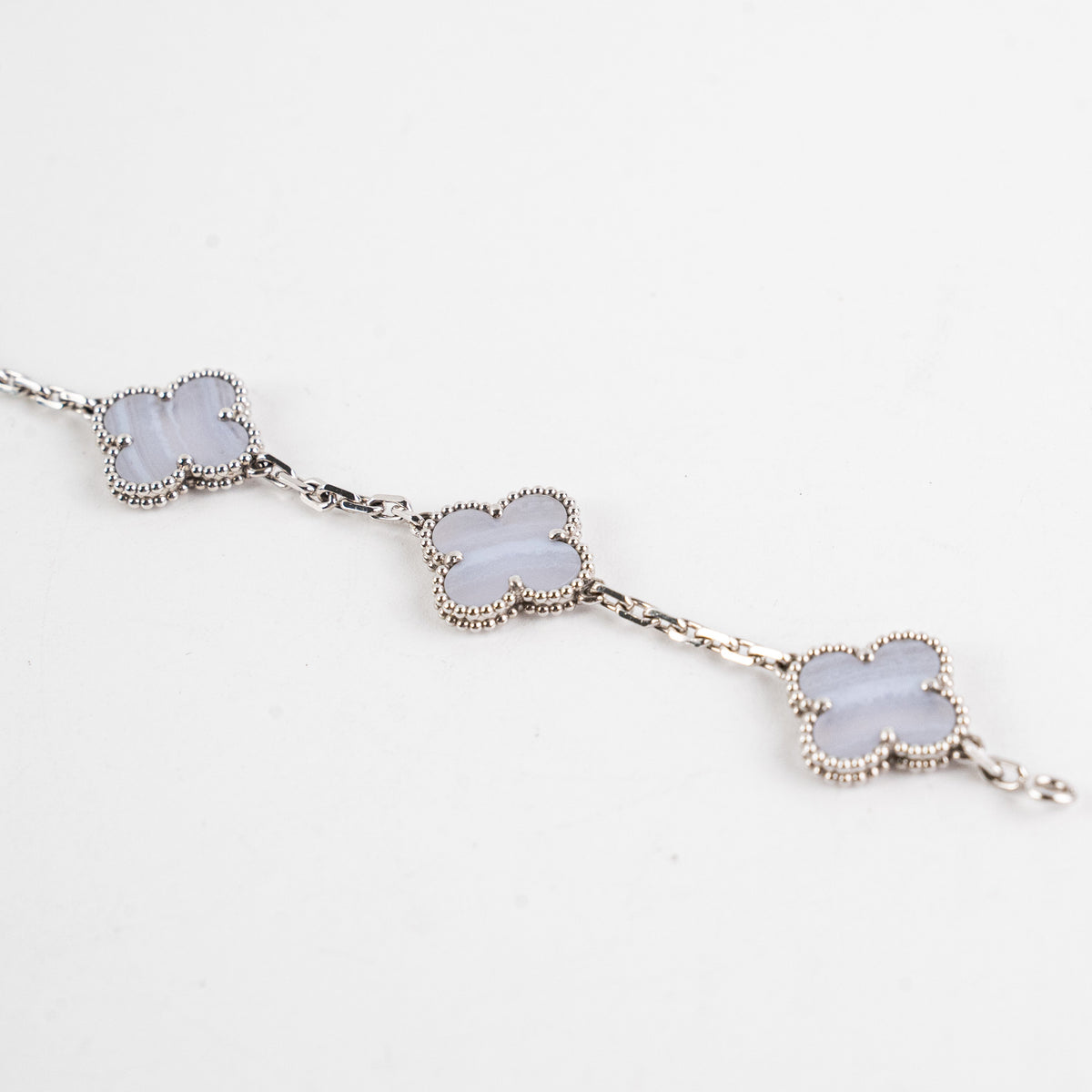 Van Cleef and Arpels 5 Motif Chalcedony White Gold Bracelet - photo 5