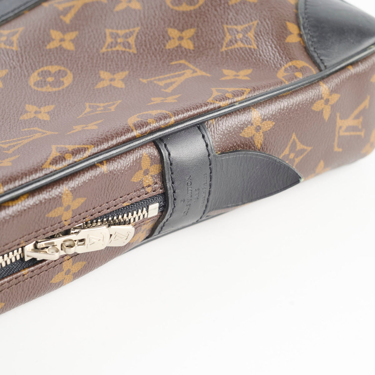 Louis Vuitton Porte Documents Voyage Monogram Macassar - photo 12